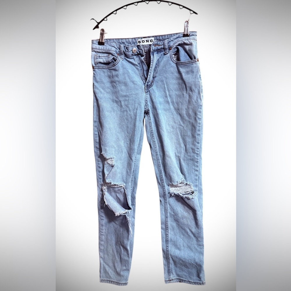 SONG Jeans
